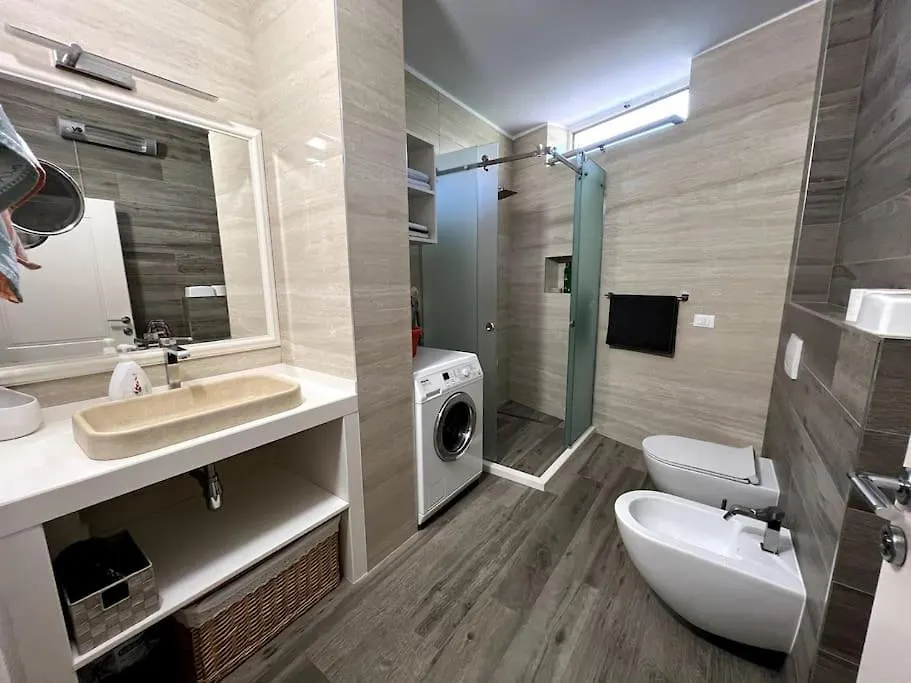Top Location Apartment In Dıraç 0*,  Arnavutluk
