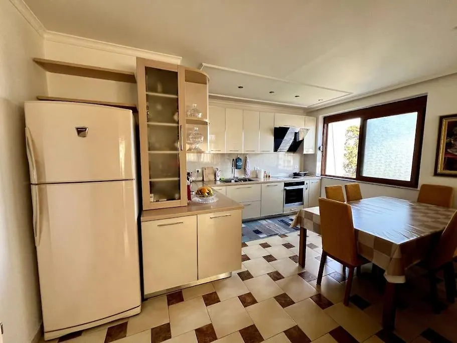 Top Location Apartment In Dıraç Arnavutluk