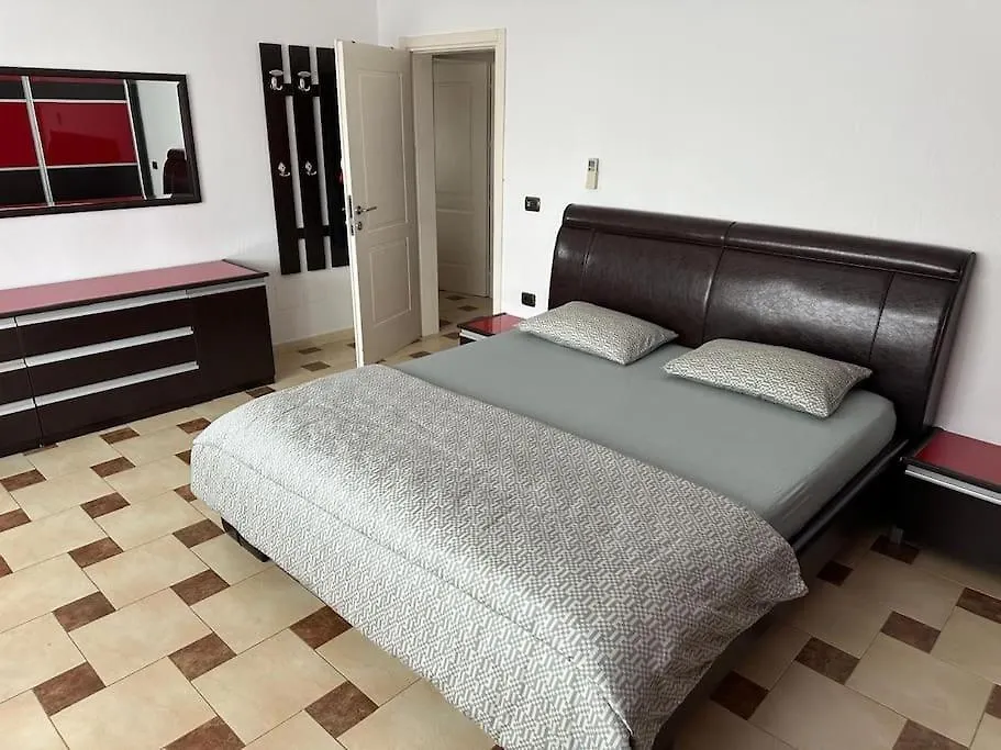 Top Location Apartment In Dıraç 0*,  Arnavutluk